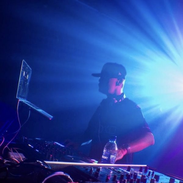 dj-seoul-train dj-seoul-train